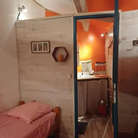 Loft 5 Personnes Dans Ferme Provencale 住宿加早餐酒店